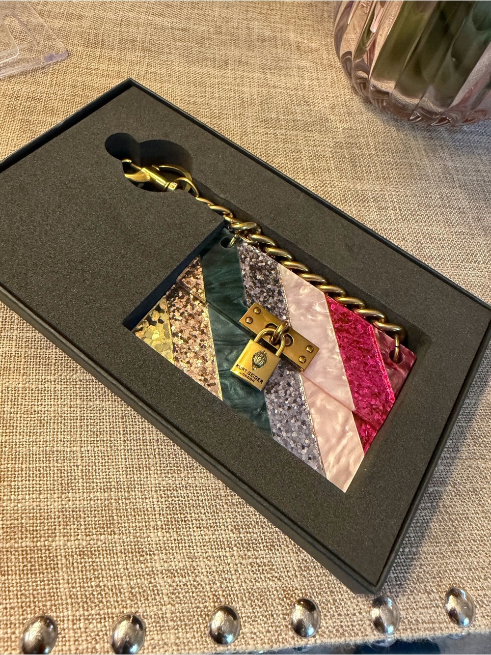 NIB Kurt Geiger Multicolor Glitter Lock Cardholder - Pink & Teal - Picture 6 of 8